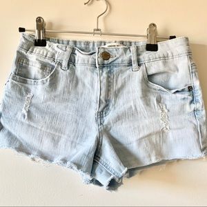 Forever 21 raw hem denim jean shorts